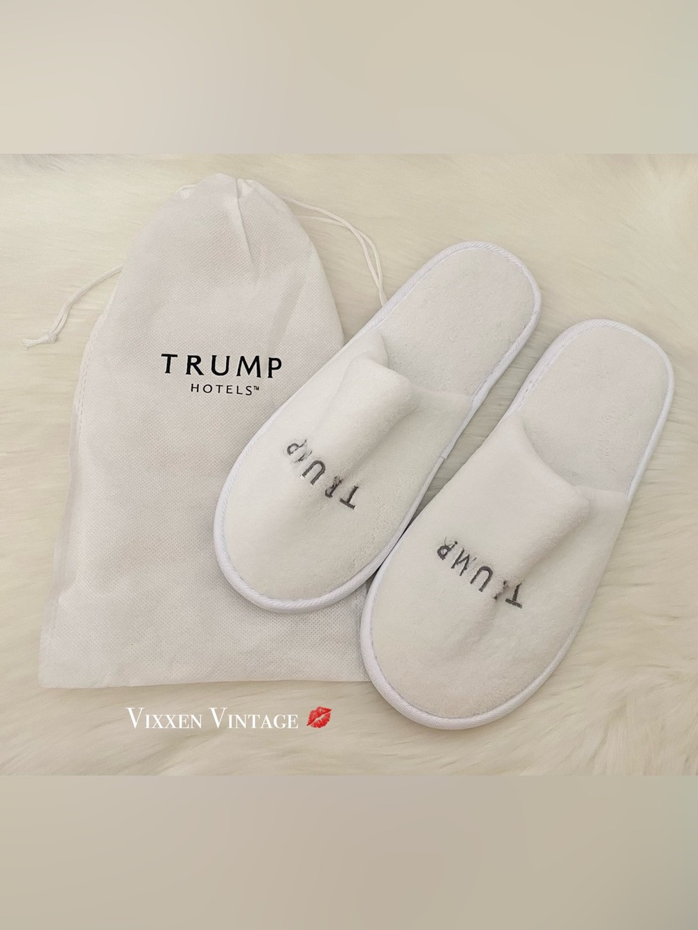 TRUMP HOTELS EMBROIDERED PLUSH UNISEX 'TRUMP SPA SLIPPERS' IN WHITE
